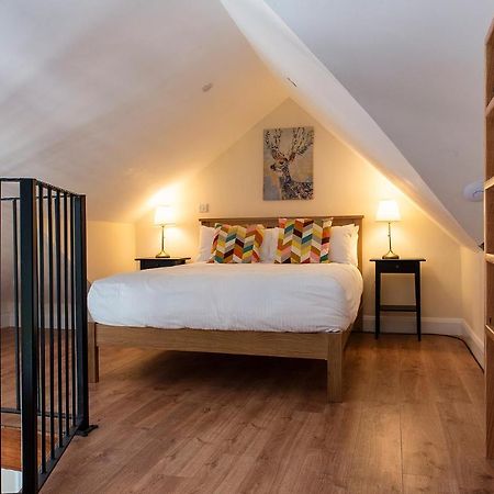 Kylemore House Boutique Apartments - Connemara Suite Exteriör bild