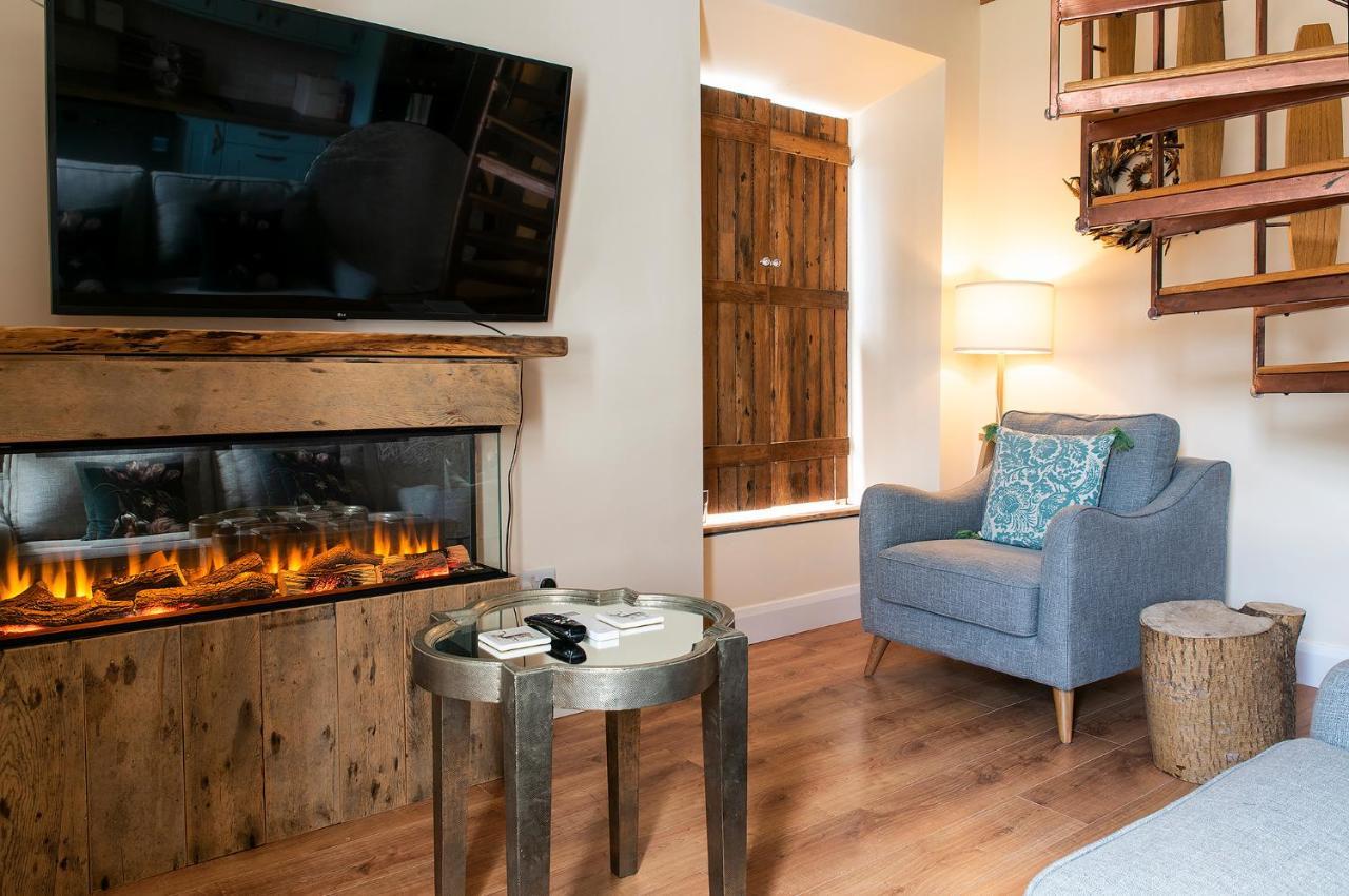 Kylemore House Boutique Apartments - Connemara Suite Exteriör bild
