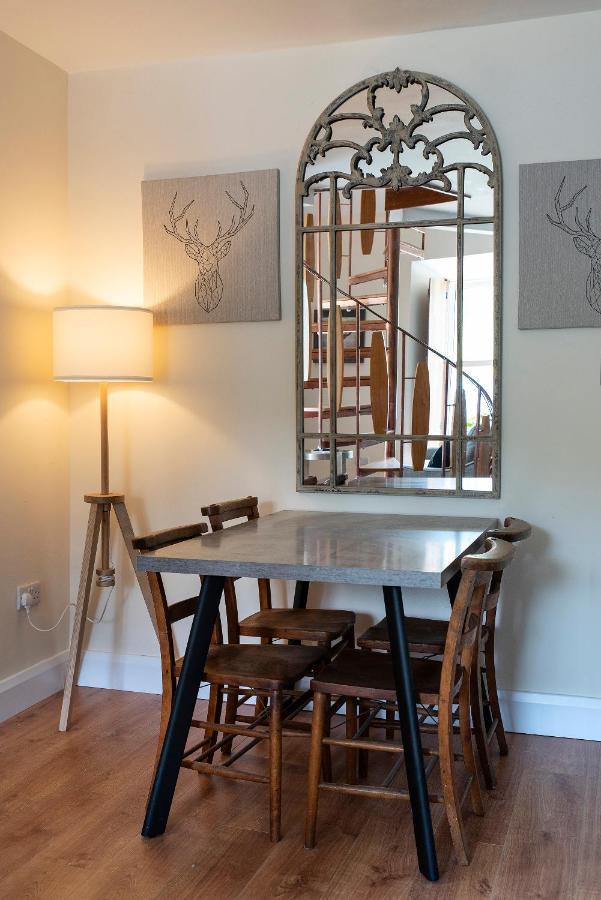 Kylemore House Boutique Apartments - Connemara Suite Exteriör bild